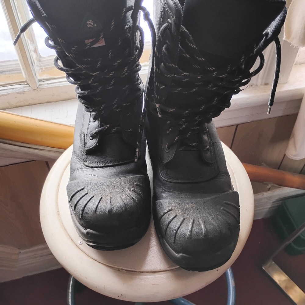 Men's Dakota Tall Winter Work Boots 9W CSA